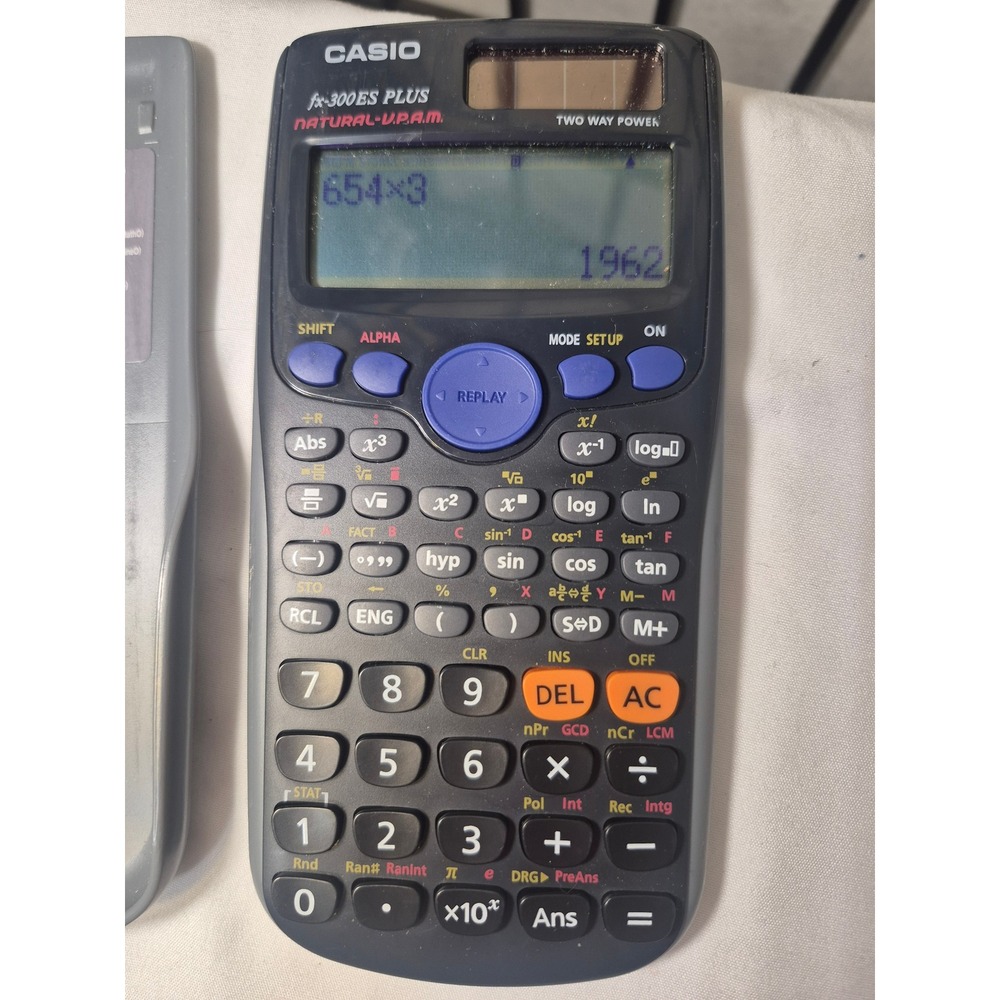Casio fx-300ES PLUS Scientific Calculator Natural V.P.A.M. Black with Cover